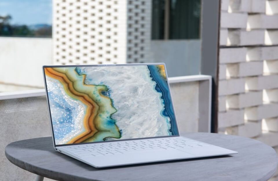 Lire la suite à propos de l’article Dell XPS 13 2021: The best Windows laptop now with OLED